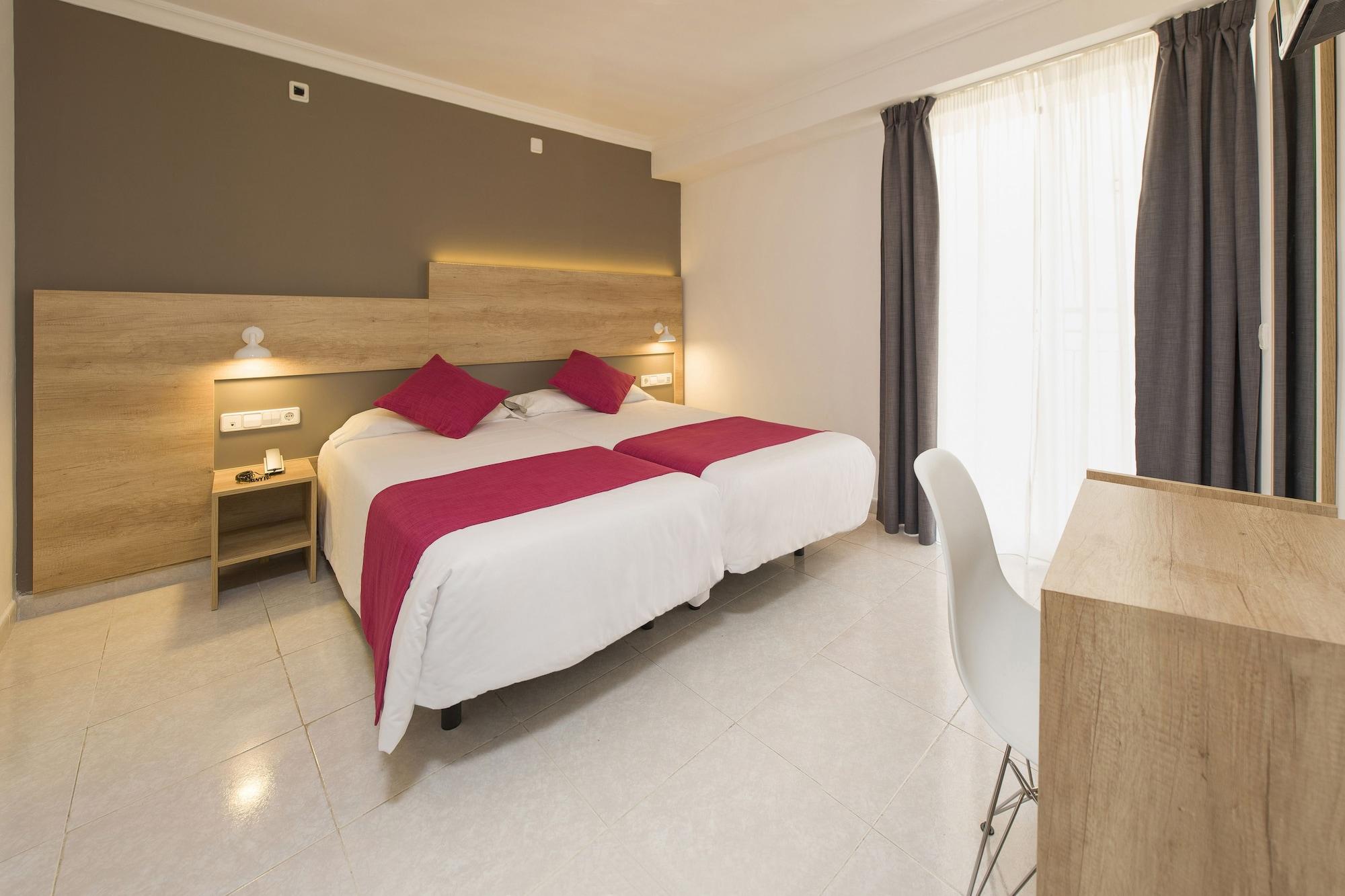 Hotel Vibra Maritimo Ibiza Town Ngoại thất bức ảnh